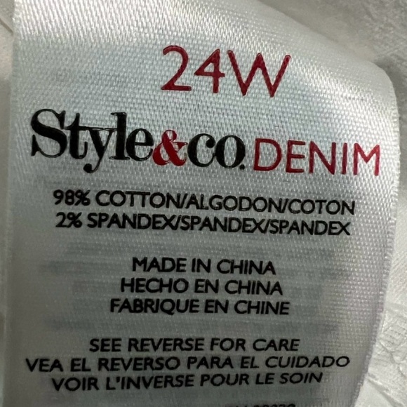 Style & Co. Denim White Jean Jacket Lightweight Denim Style - Picture 6 of 7